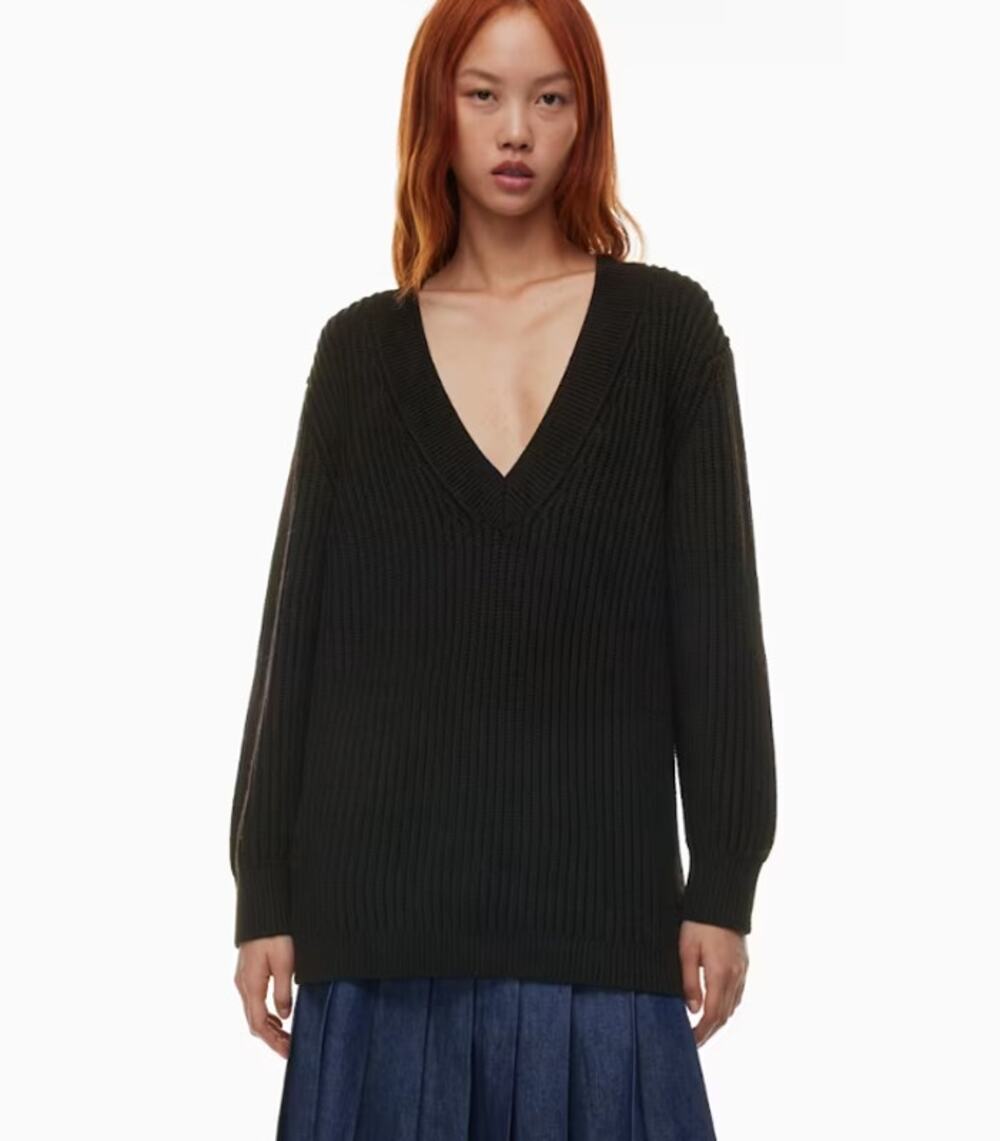 Artizia Babaton Roger Sweater Long V-neck merino wool Black S